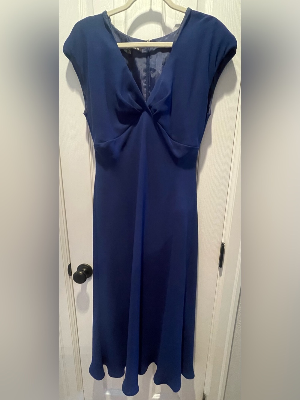 Jones Wear Navy Twist-Front Midi Dress
